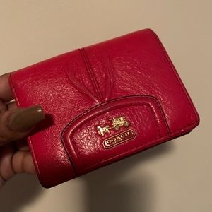 🔥Small Red Coach Wallet 🔥